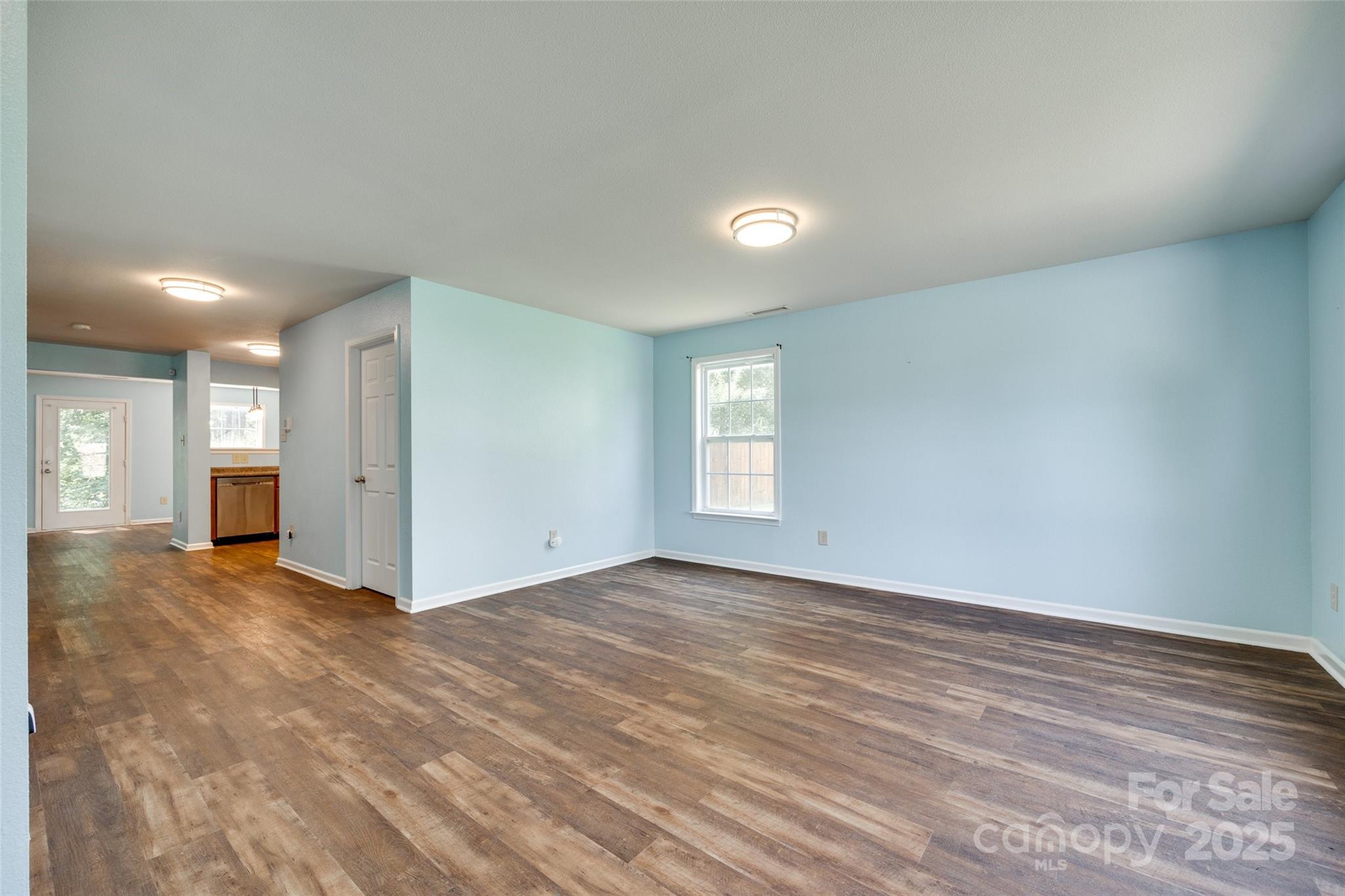 Property image 3 of 672 Carybrook Court in Hunter Park, York, SC 29745