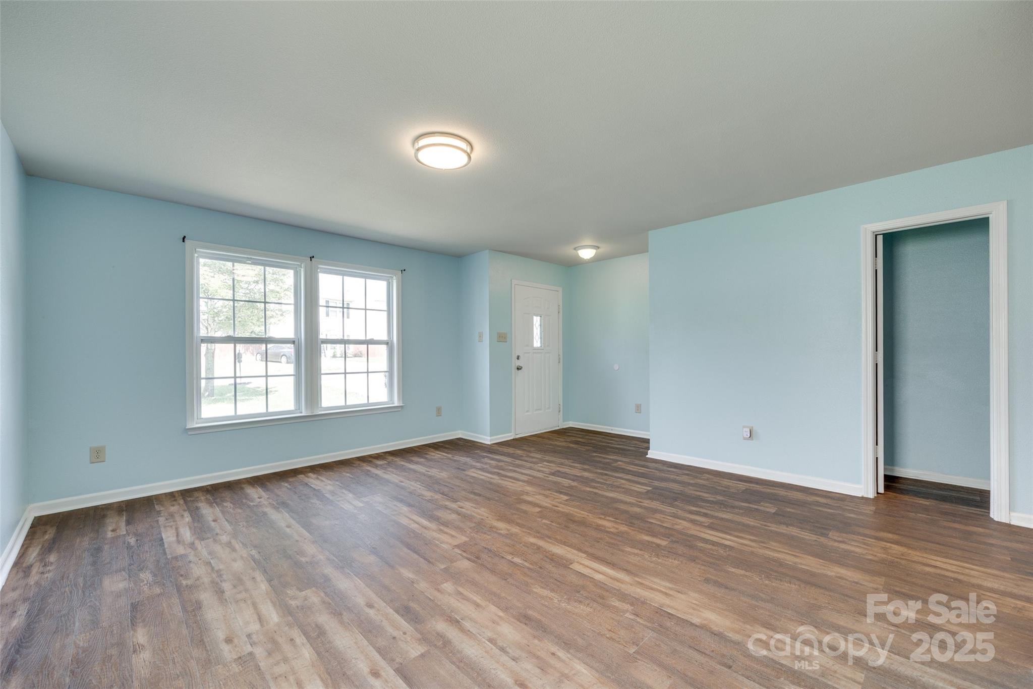 Property image 5 of 672 Carybrook Court in Hunter Park, York, SC 29745