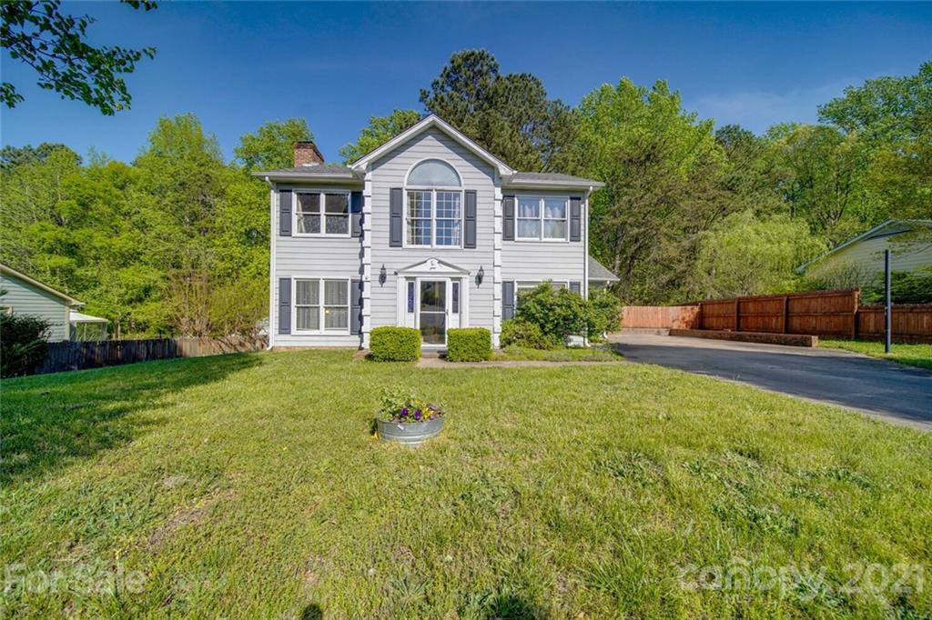 Property image 2 of 2600 Caswell Court in Governors Square, Gastonia, NC 28054