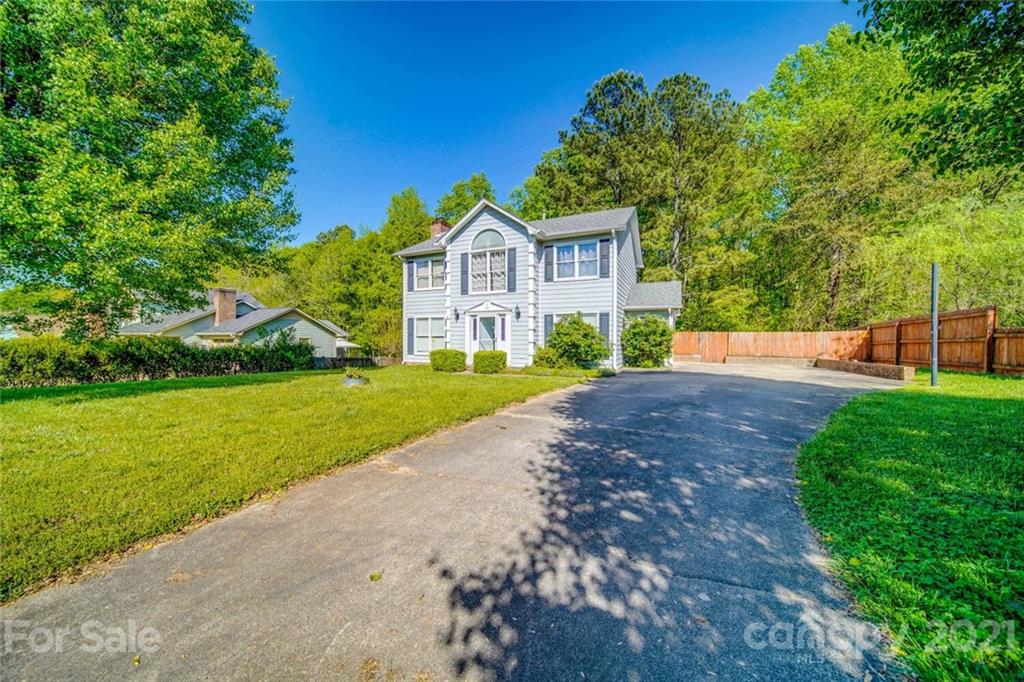 Property image 5 of 2600 Caswell Court in Governors Square, Gastonia, NC 28054