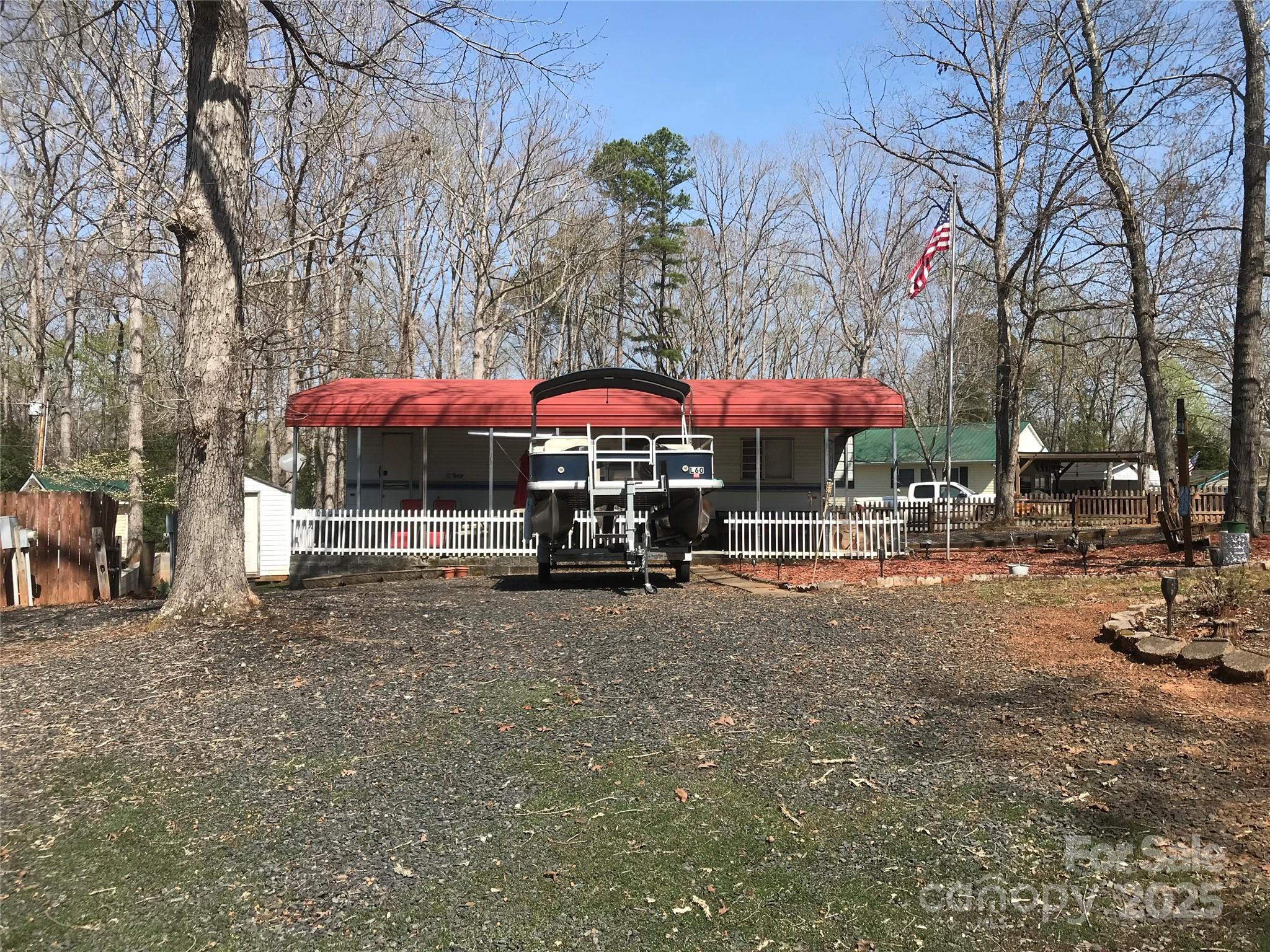 Property image 5 of 149 Deer Park Road in Twin Harbor, Mount Gilead, NC 27306