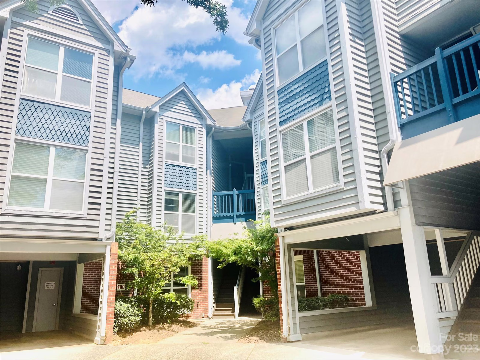 Property image 1 at 529 N Graham Street, Charlotte, NC 28202