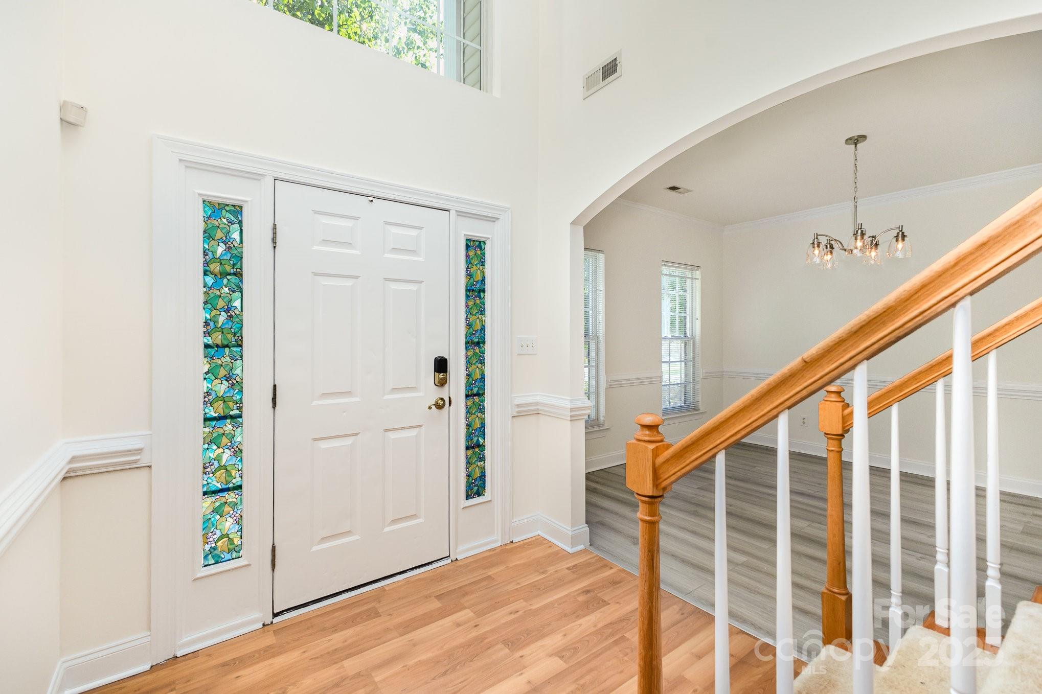 Property image 3 of 10429 Madison Park Drive in Madison Park, Charlotte, NC 28269