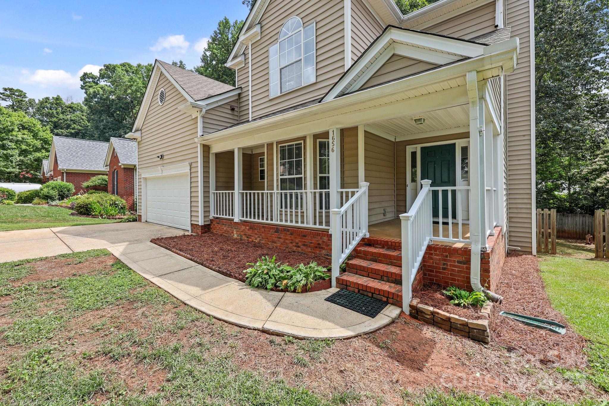 Property image 4 of 1656 Heather Glen Road in Lantern Green, Kannapolis, NC 28081