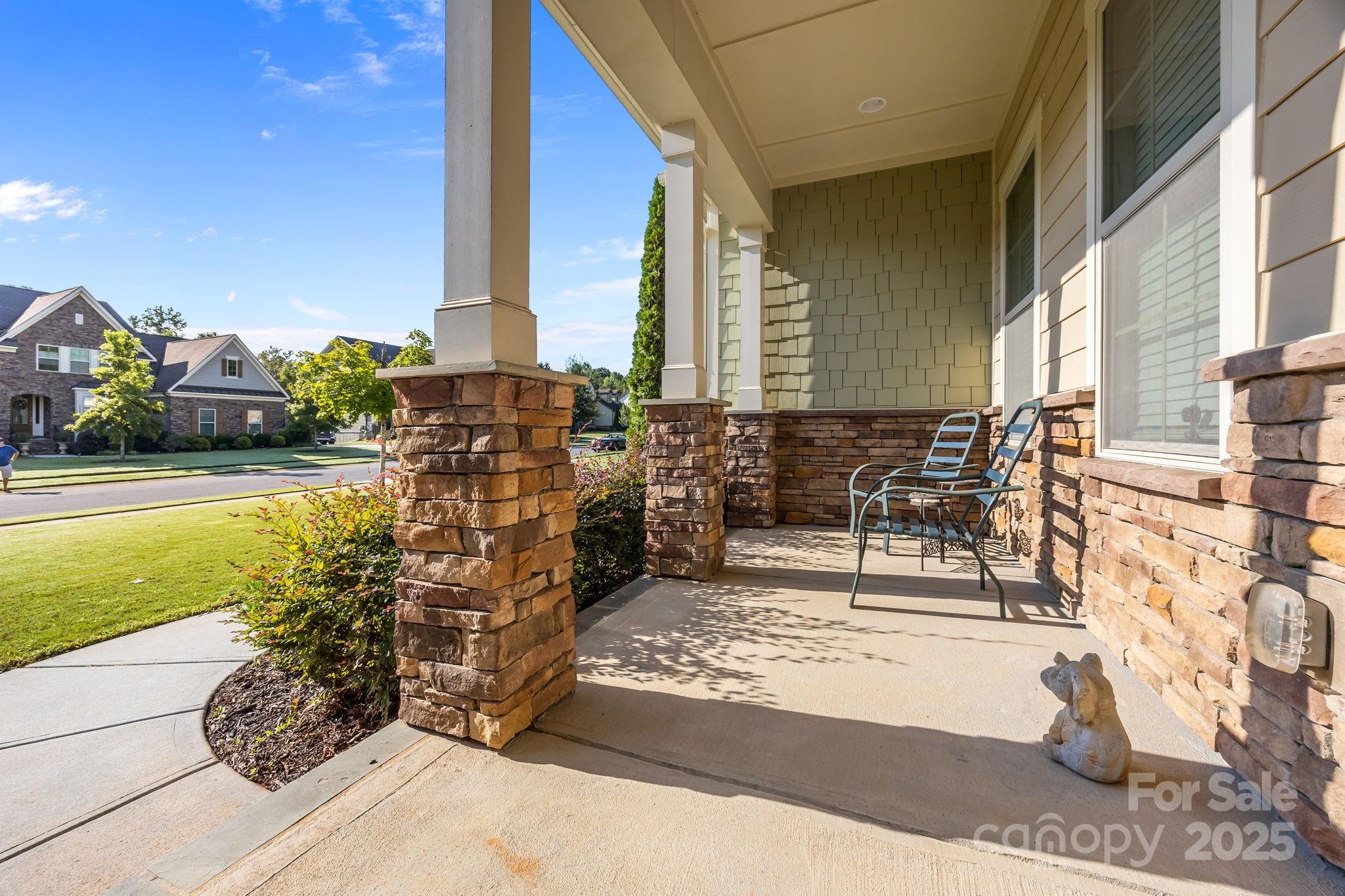 Property image 3 of 2420 Madeira Circle in Tuscany, Waxhaw, NC 28173