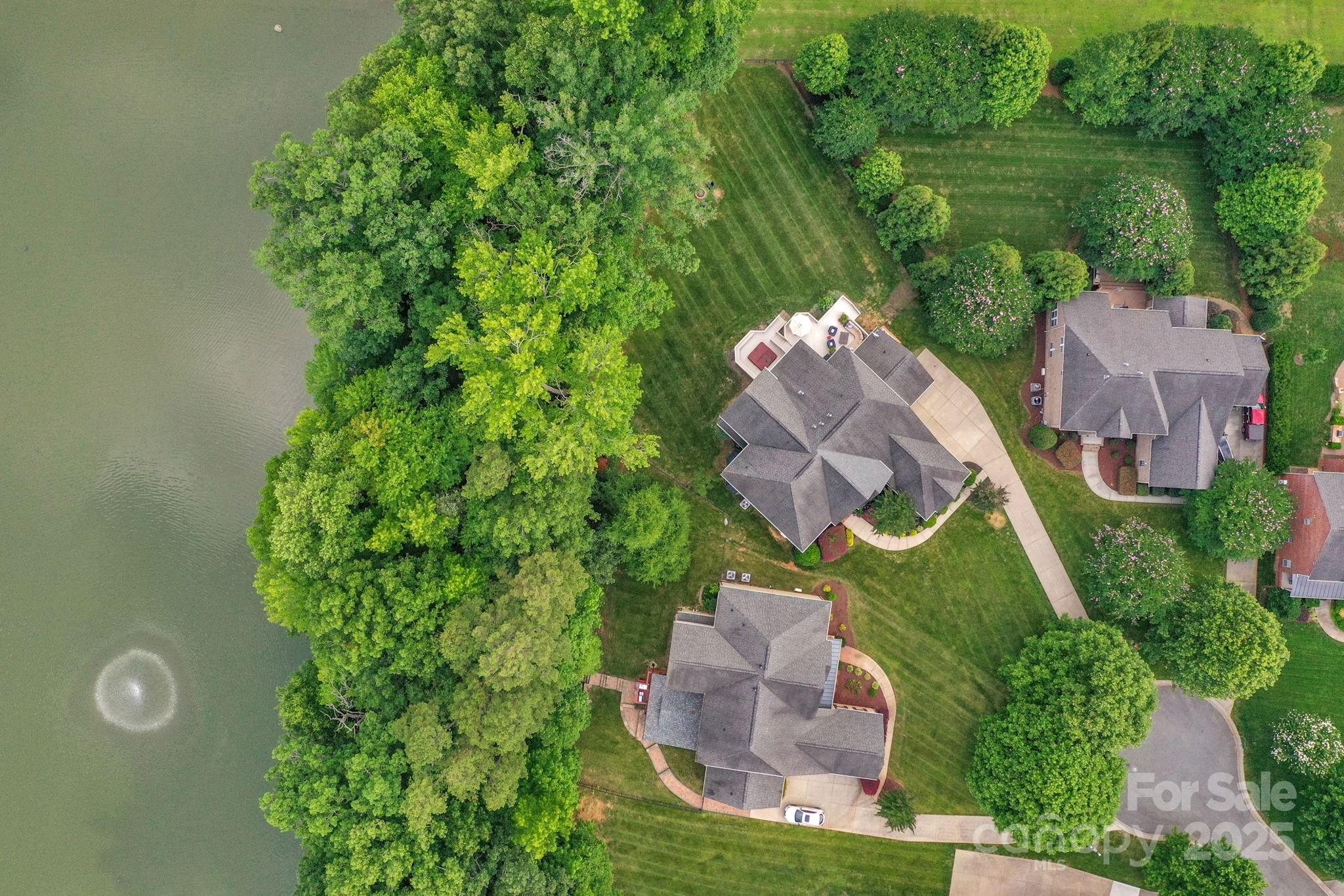 Property image 3 of 7501 Cleyera Circle in Weddington Trace, Waxhaw, NC 28173