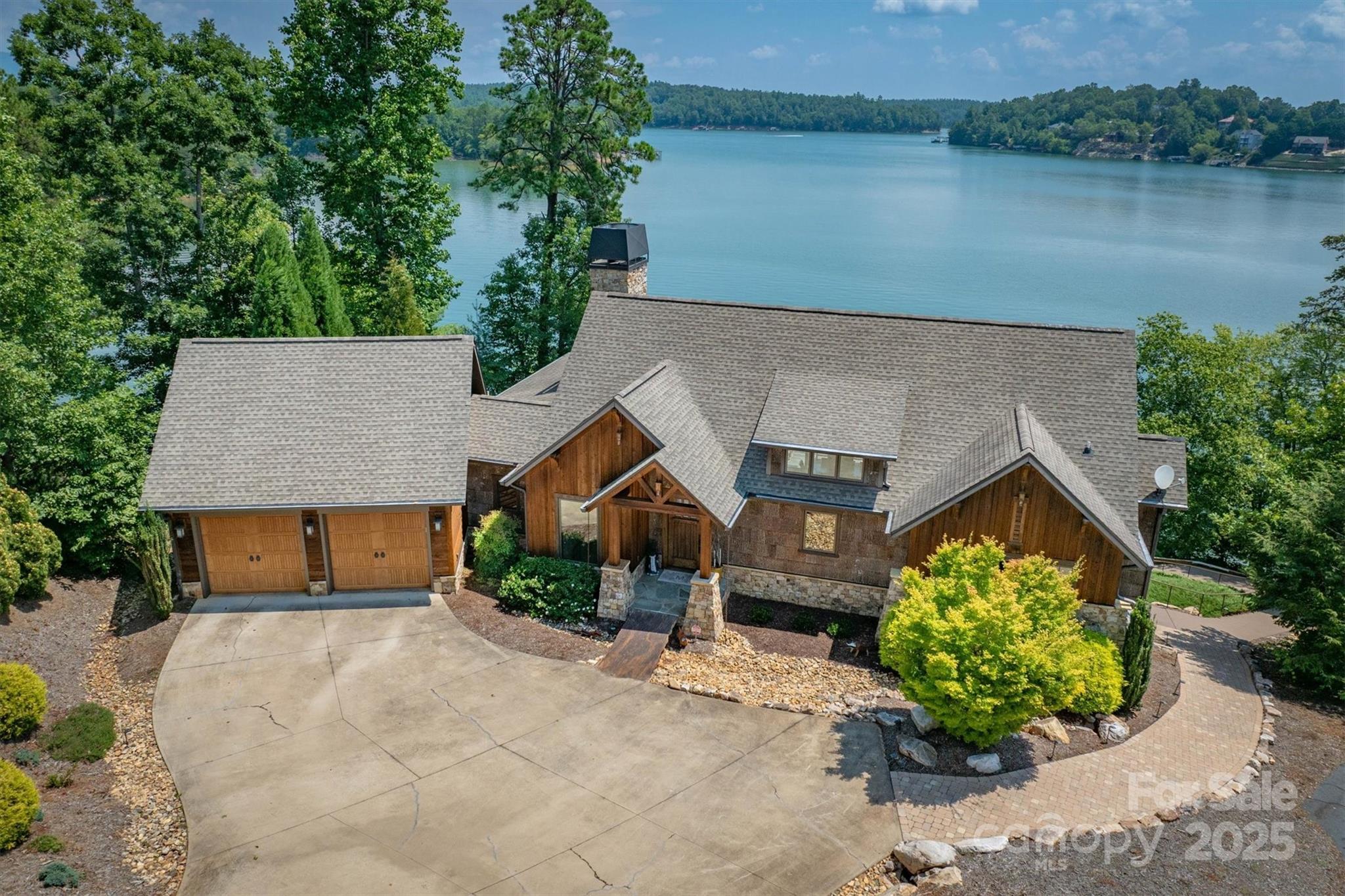 Property image 3 of 597 Waterglyn Way in Waterglyn, Nebo, NC 28761