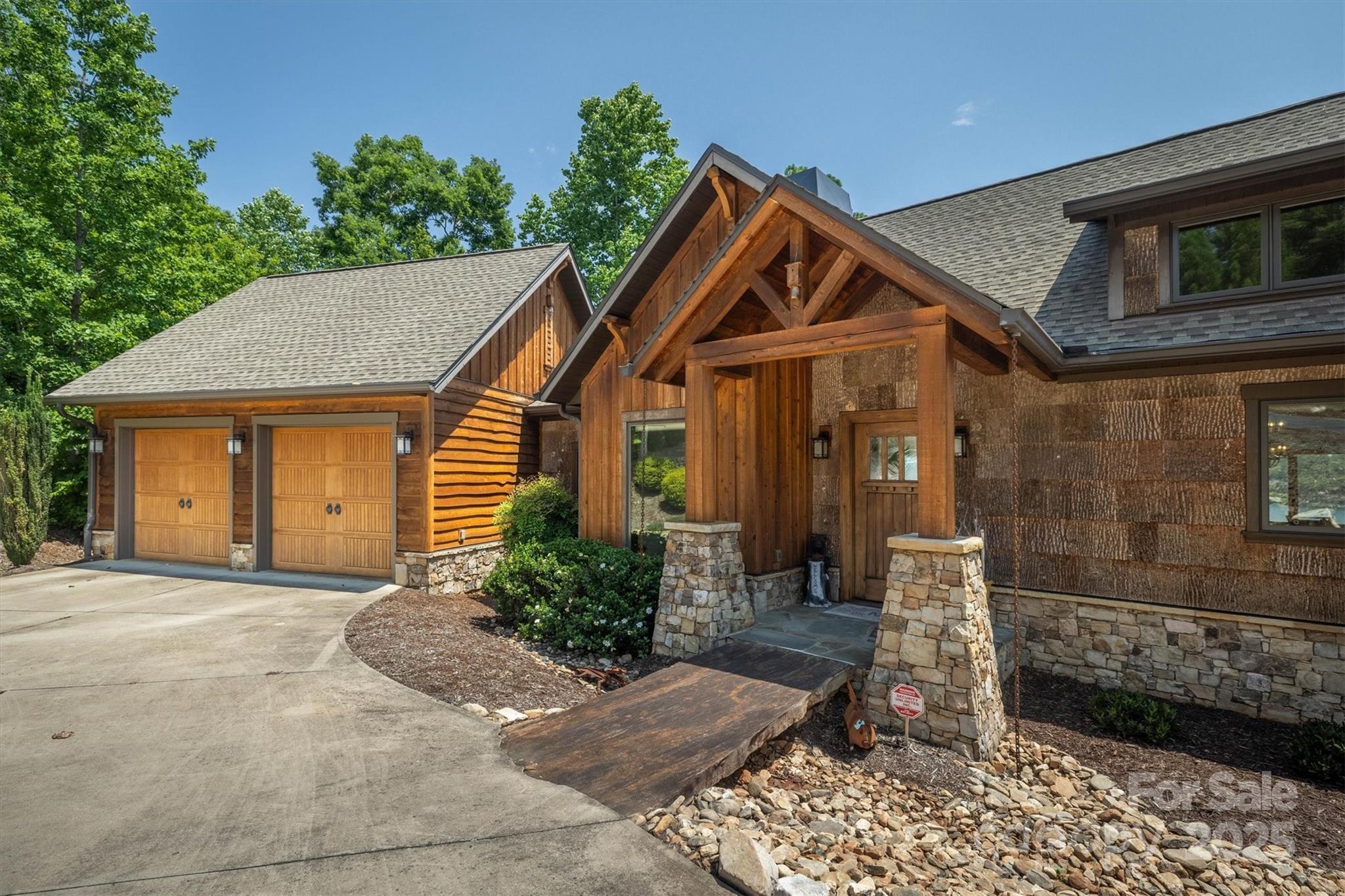 Property image 5 of 597 Waterglyn Way in Waterglyn, Nebo, NC 28761
