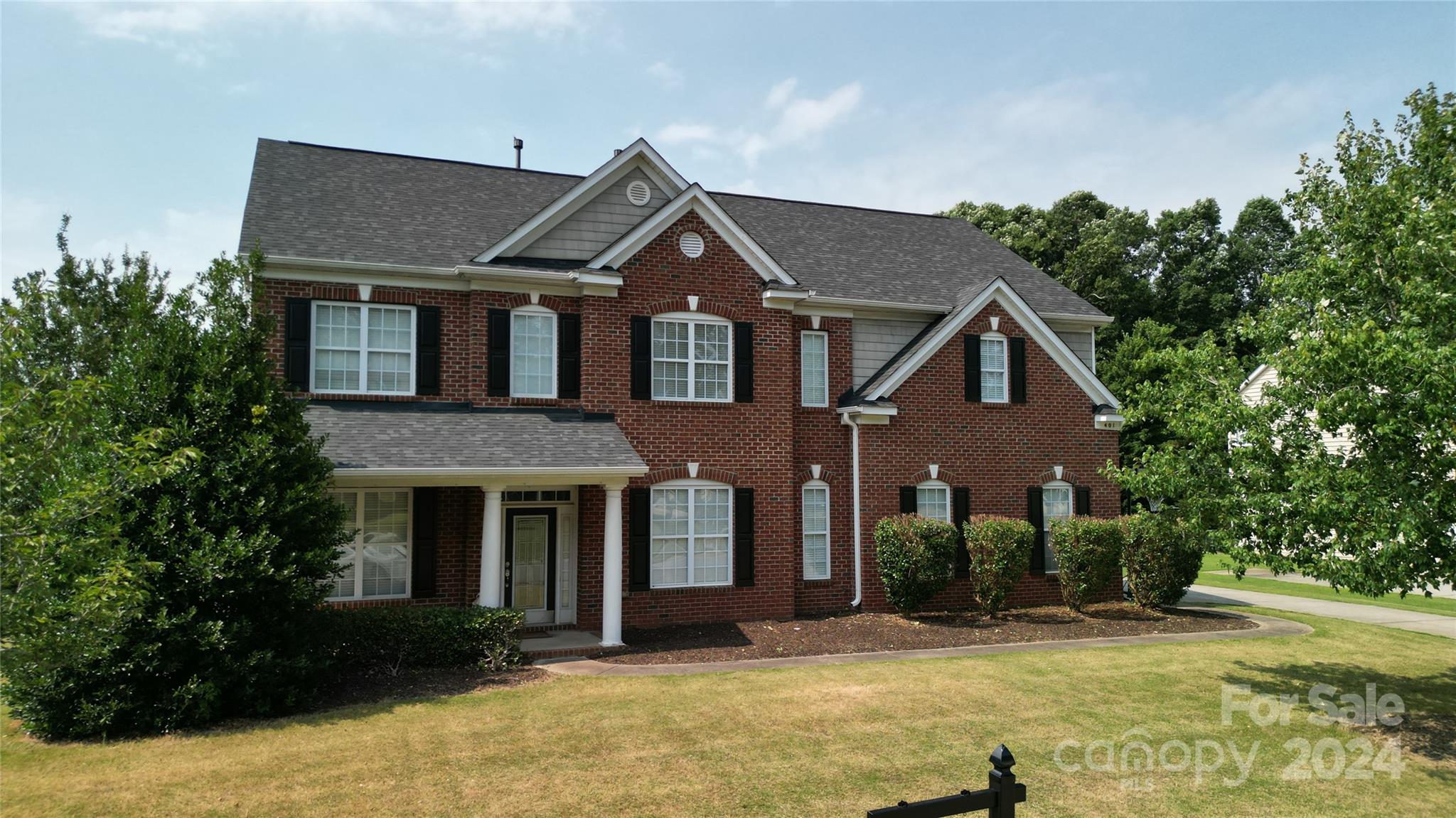 Property image 3 of 401 Palmerston Lane in Wesley Oaks, Waxhaw, NC 28173