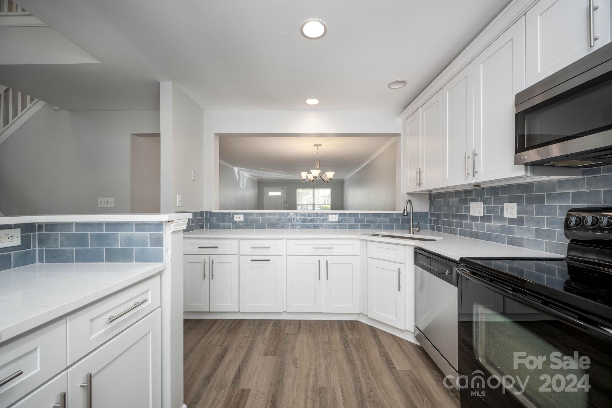Property image 5 of 8814 Scotch Heather Way in Southgate Commons, Charlotte, NC 28277