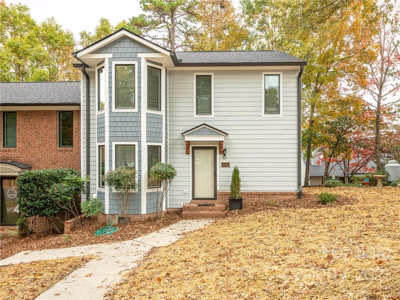 1040 Wexford Place