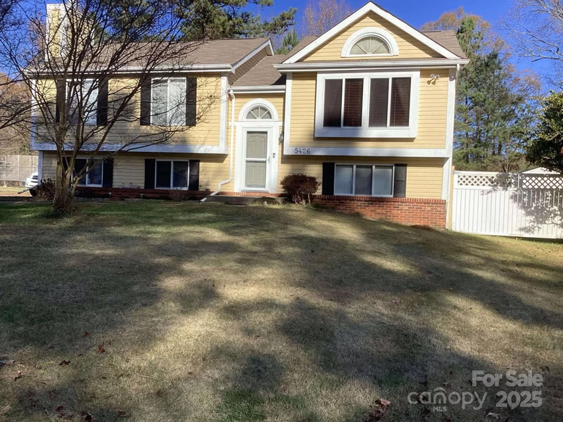 5426 Jaslie Lane