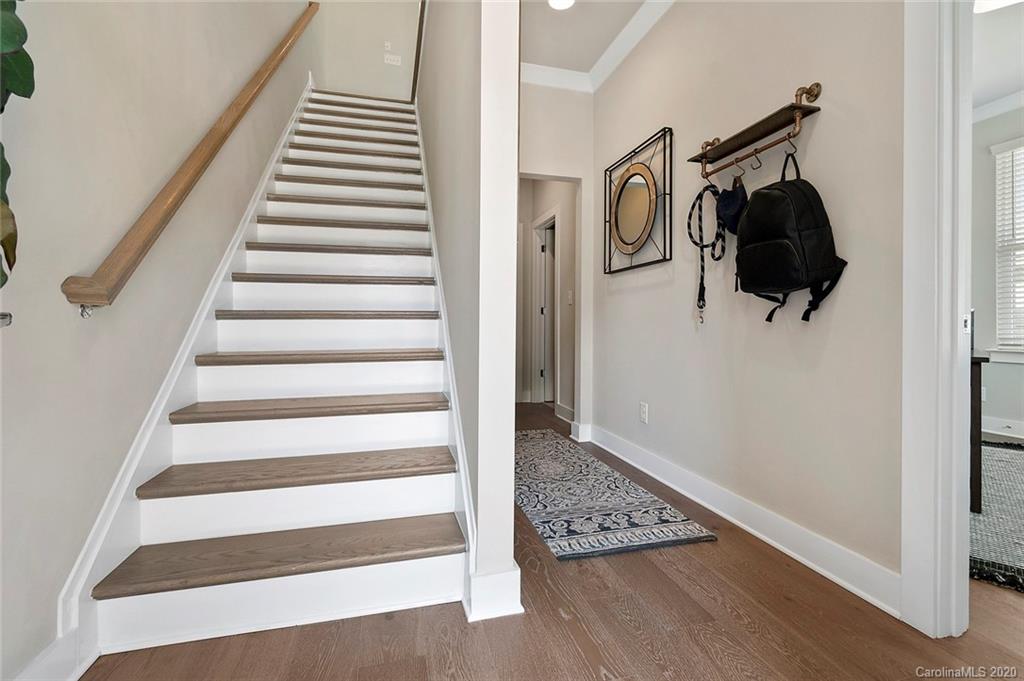 Property image 4 of 1571 Duckworth Avenue in Uptown West Terraces, Charlotte, NC 28208