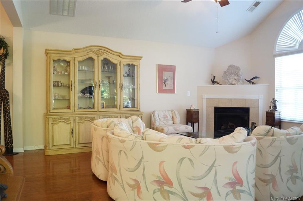 Property image 3 of 2423 Coltsview Lane in Polo Club at Weddington, Matthews, NC 28105