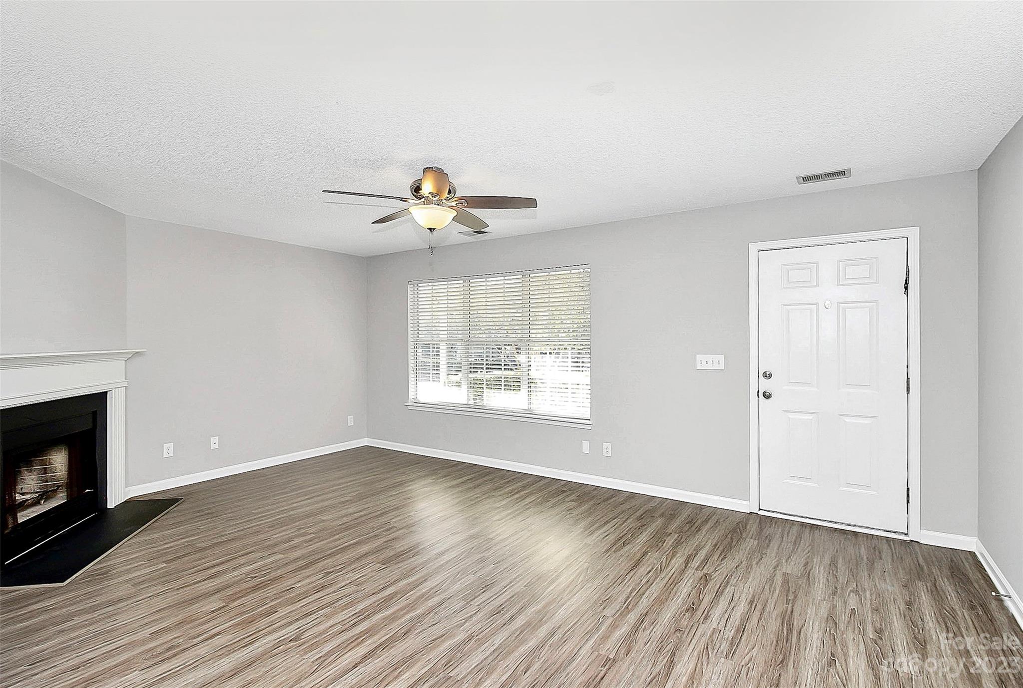 Property image 3 of 9105 Charminster Court in Rossmore, Charlotte, NC 28269