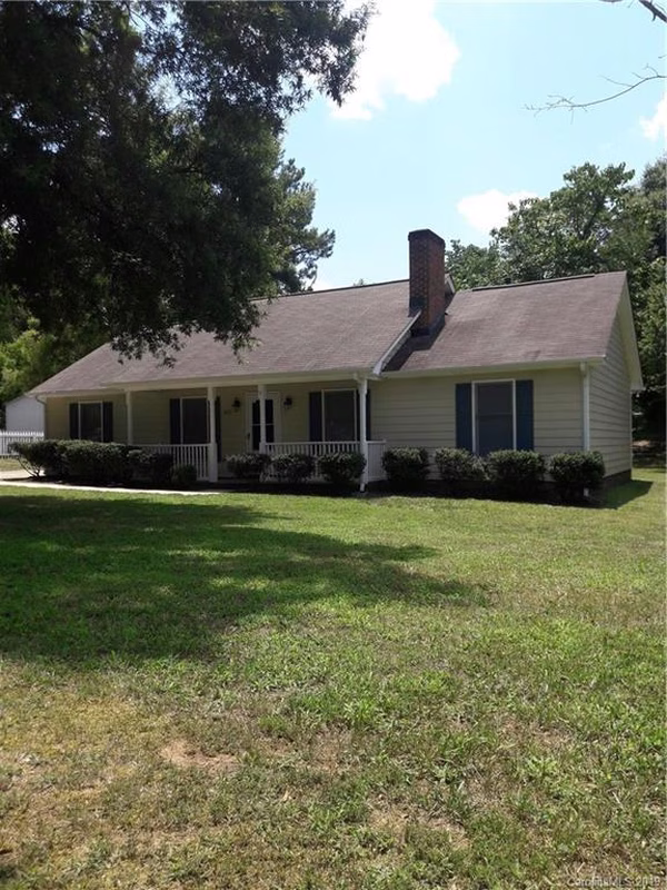 651 Tryon Place