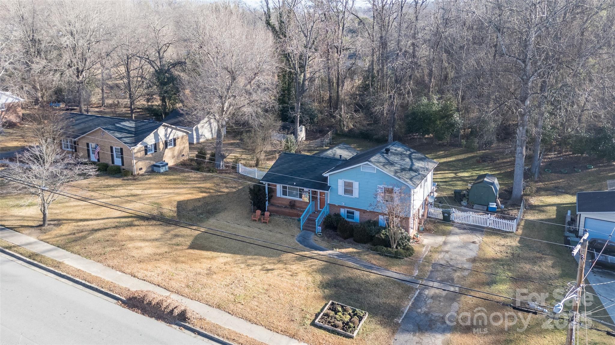 Property image 3 of 1224 Castlegate Street in KINGSWOOD, Gastonia, NC 28054