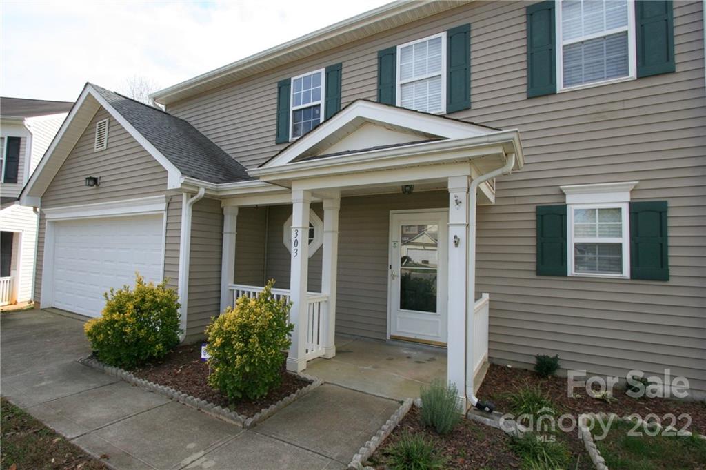 Property image 2 of 303 Holton Drive in Villages of Wesley Chapel, Monroe, NC 28110