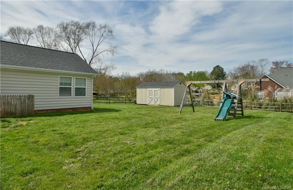 Property image 2 of 2203 Windy Hill Lane in Clover Bend, Monroe, NC 28110