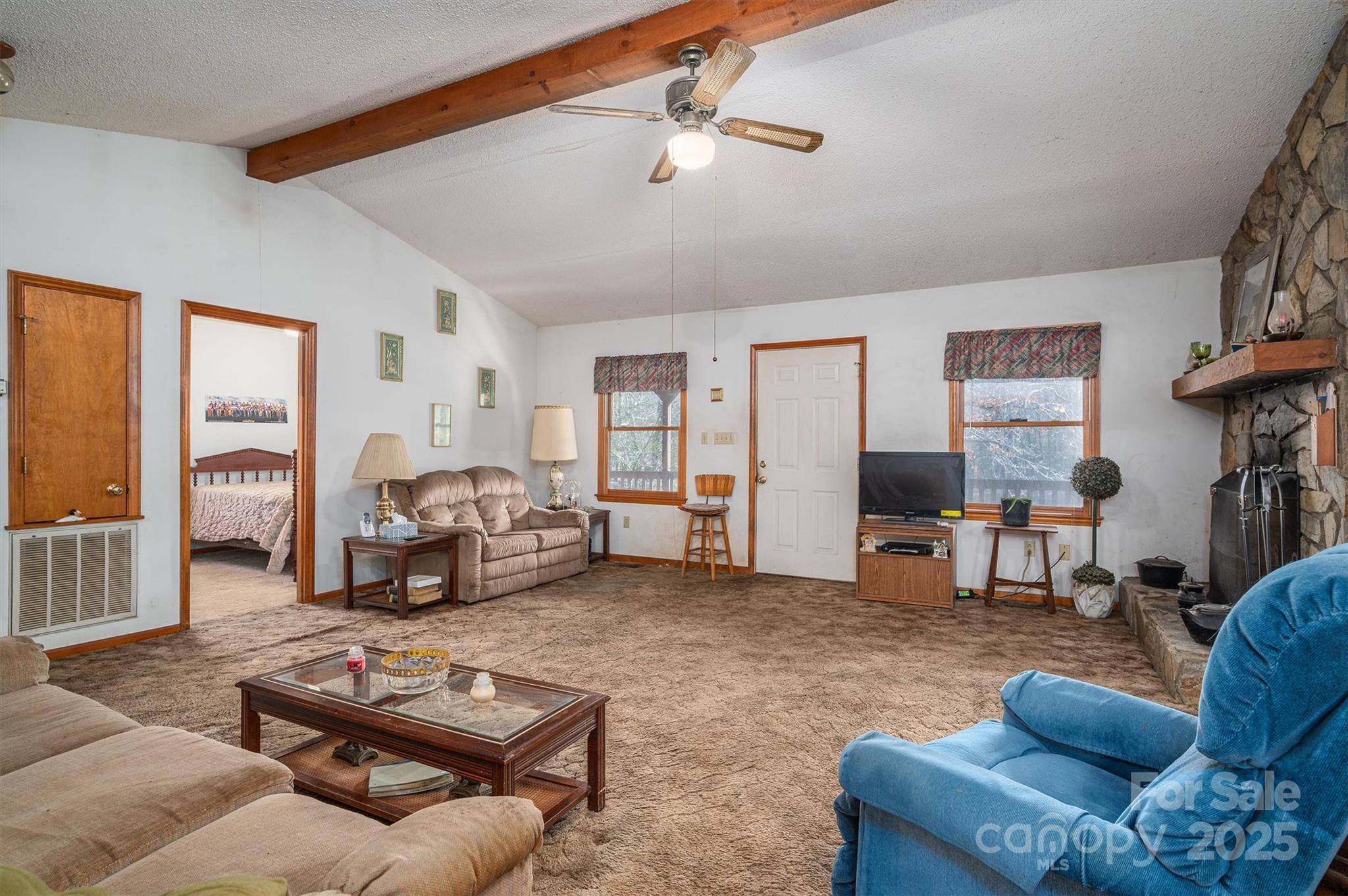 Property image 5 of 8749 Dog Leg Road in Sherwood Shores, Sherrills Ford, NC 28673