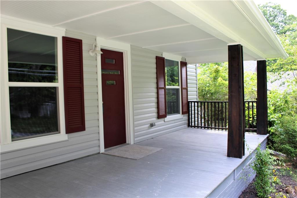 Property image 5 of 636 Front Street in Park Place, Statesville, NC 28677