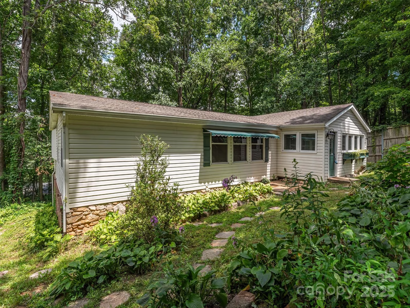 64 Mountain Site Lane