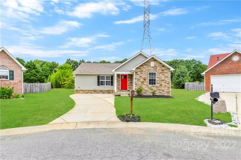 5906 Barefoot Lane
