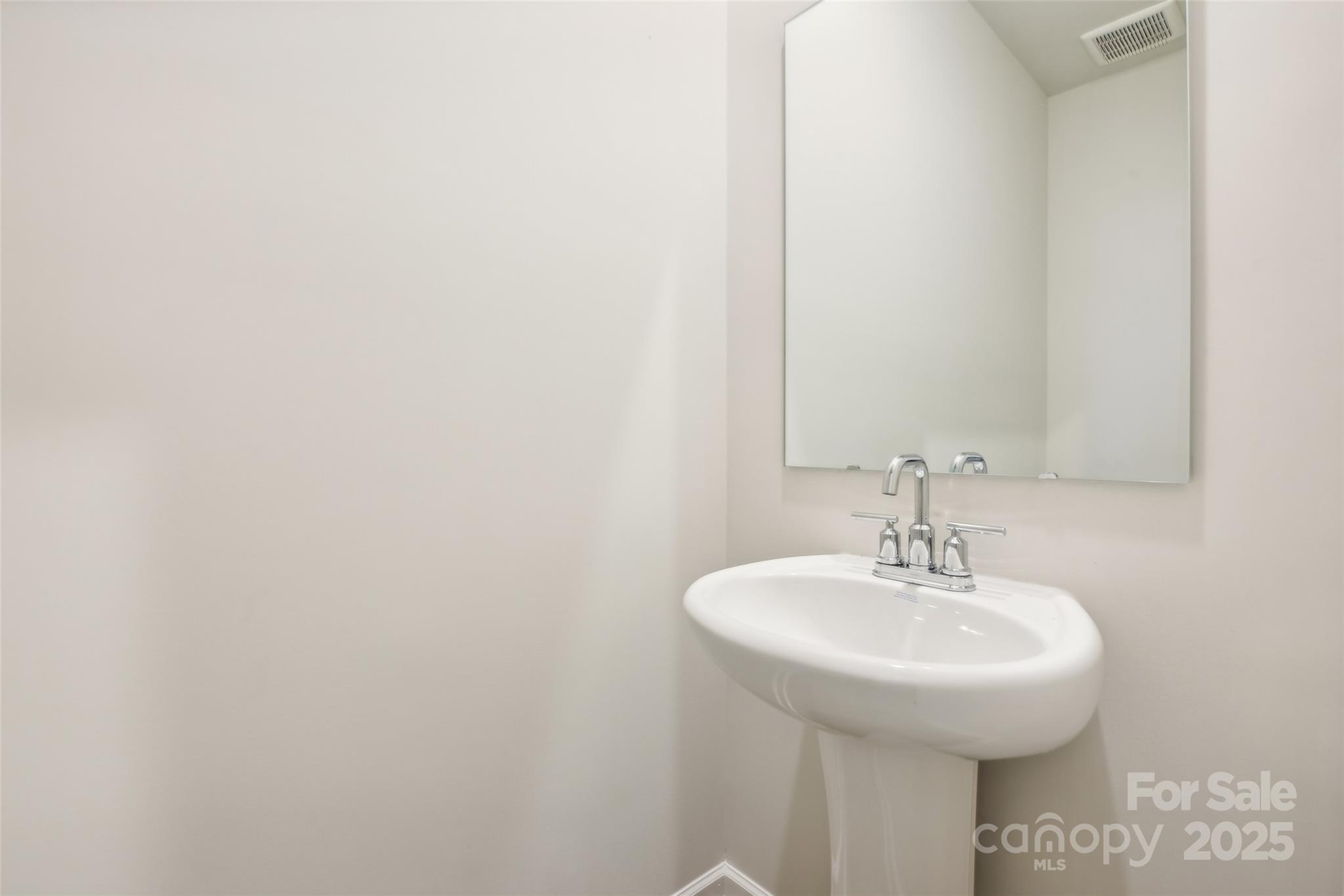 Property image 5 of 1429 Wildflower Street in Buffalo Ridge, Newton, NC 28658