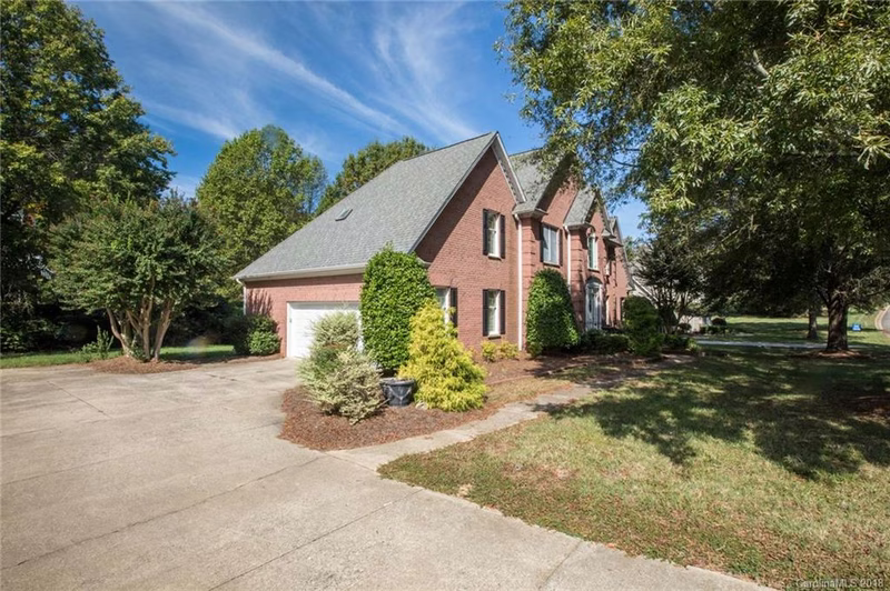 Property image 2 at 2865 Berwick Lane, Gastonia, NC 28054