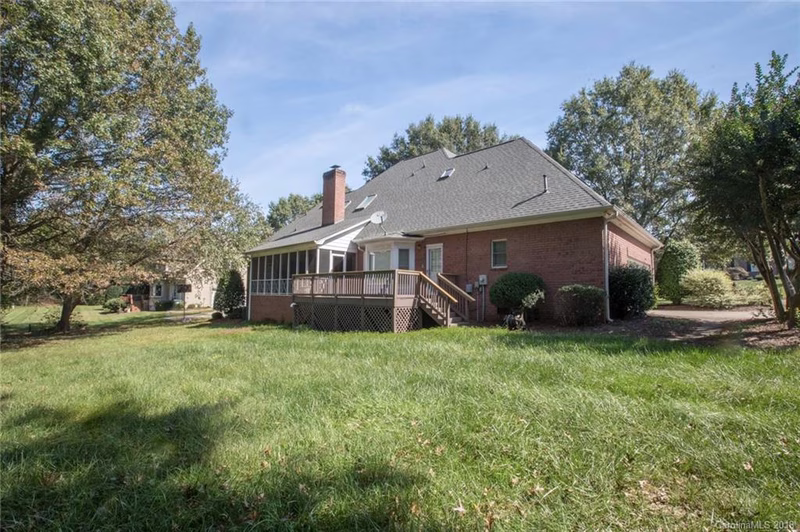 Property image 4 at 2865 Berwick Lane, Gastonia, NC 28054