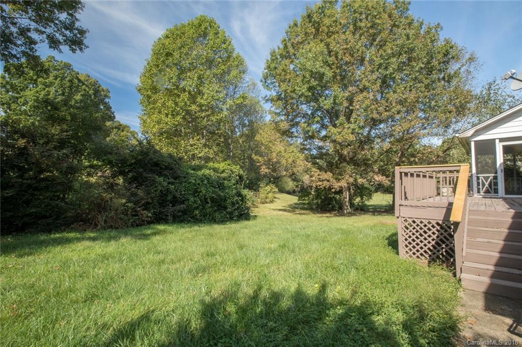 Property image 3 of 2865 Berwick Lane in Glenmoor, Gastonia, NC 28054