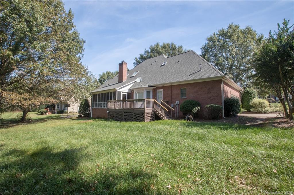 Property image 4 of 2865 Berwick Lane in Glenmoor, Gastonia, NC 28054