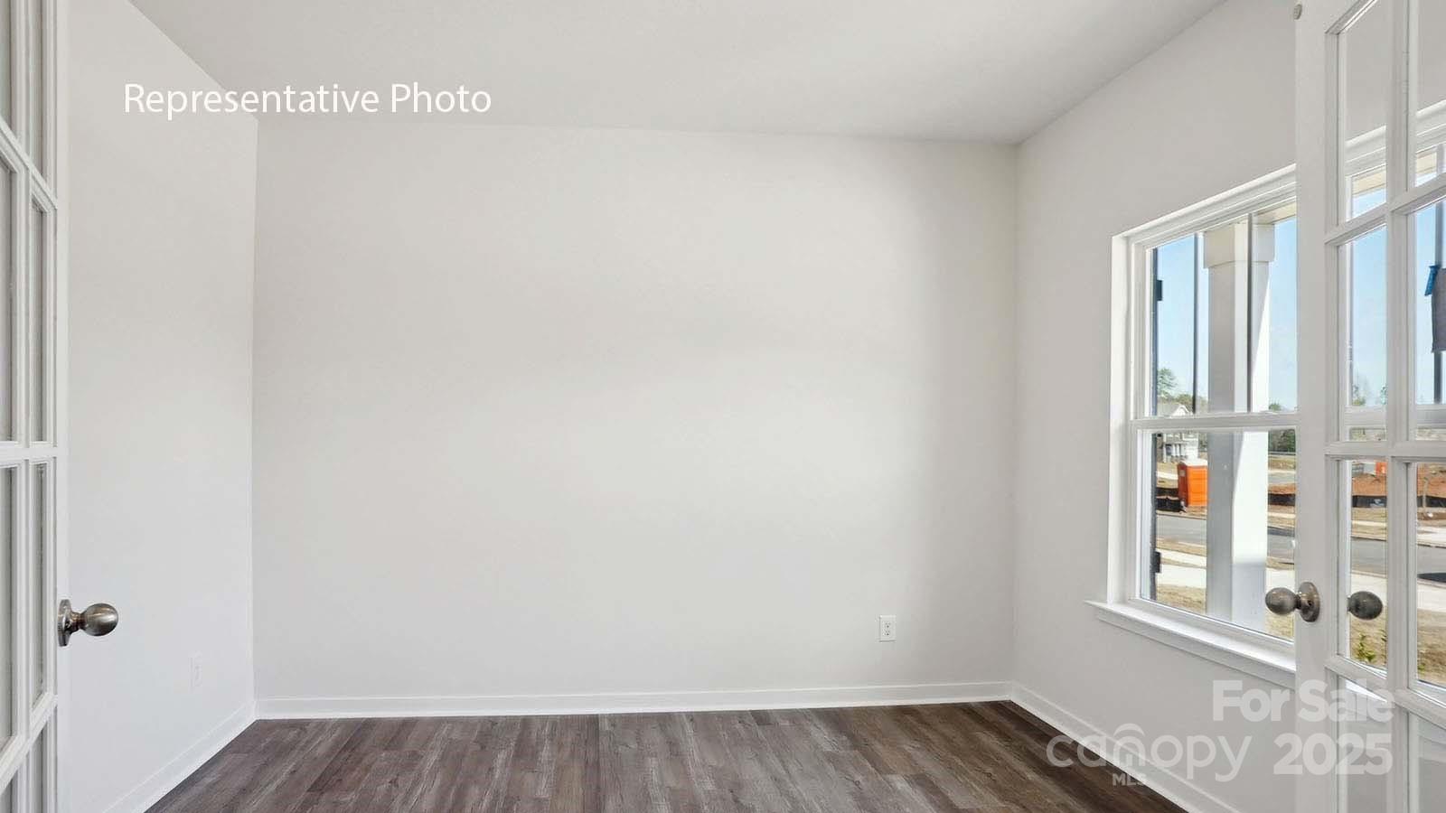 Property image 3 of 476 Janie Circle in The Falls At Newton, Newton, NC 28658