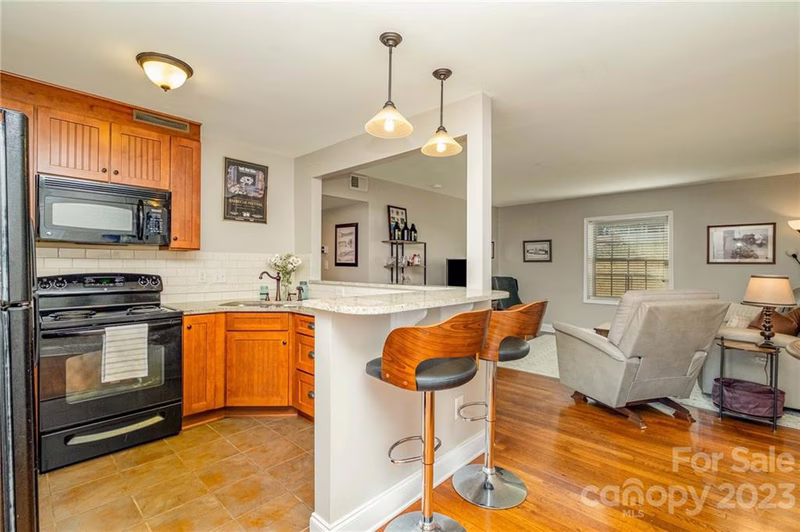 Property image 3 at 4915 Park Road, Charlotte, NC 28209