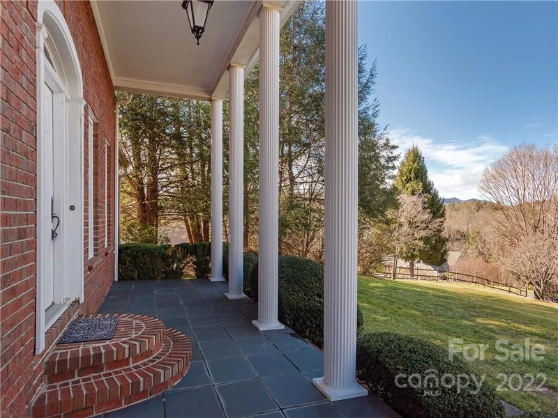 Property image 3 at 124 Cypress Point, Hendersonville, NC 28739