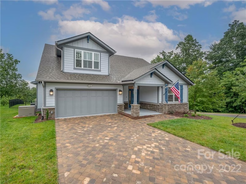 Property image 3 at 265 Hogans View Circle, Hendersonville, NC 28739