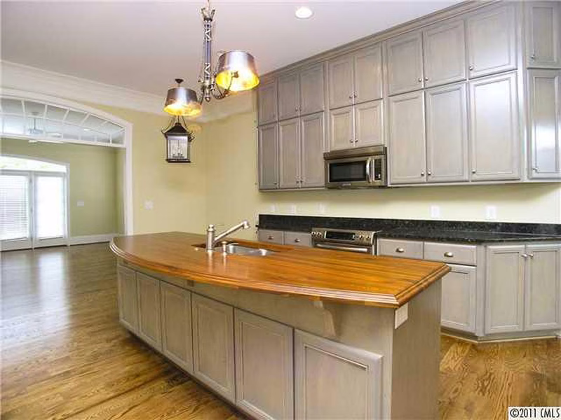 Property image 5 at 427 N Main Street, Belmont, NC 28012