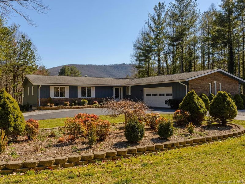 214 Vincent Place