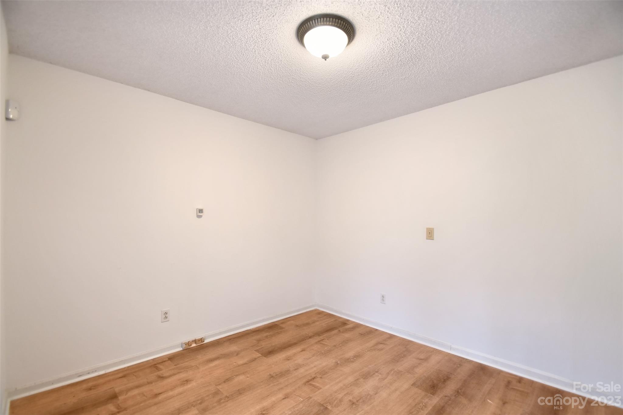 Property image 3 of 10004 Santa Fe Lane in Lawyers Station, Mint Hill, NC 28227