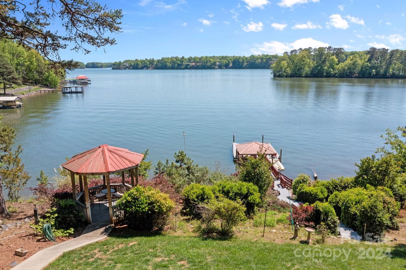 Property image 2 at 175 High Lake Drive, Statesville, NC 28677