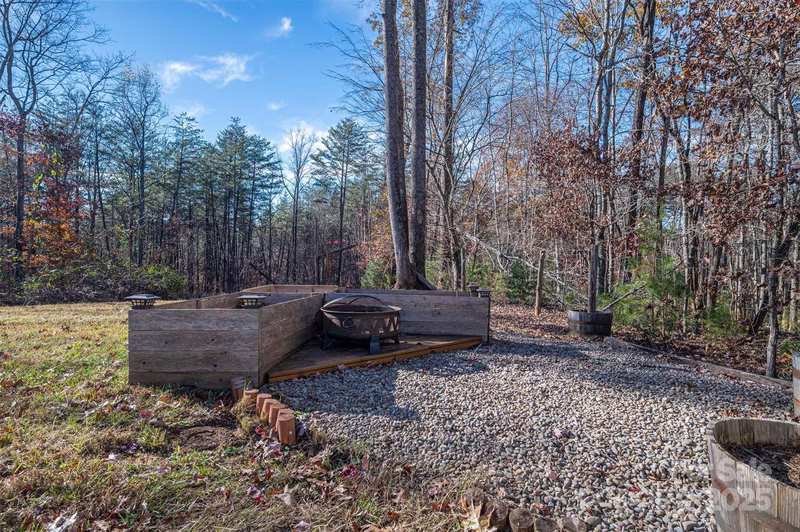 Property image 5 at 425 Haven Heights Drive, Marion, NC 28752