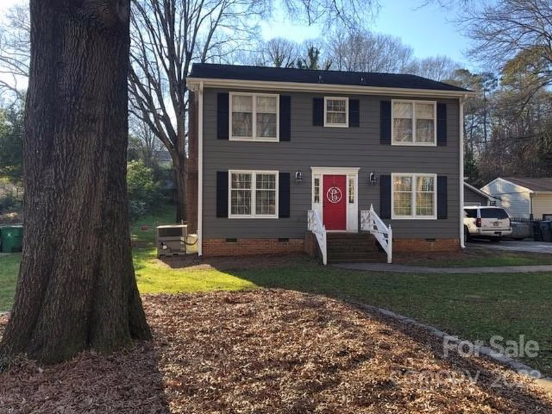 Property image 2 at 6106 Sharon Hills Road, Charlotte, NC 28210