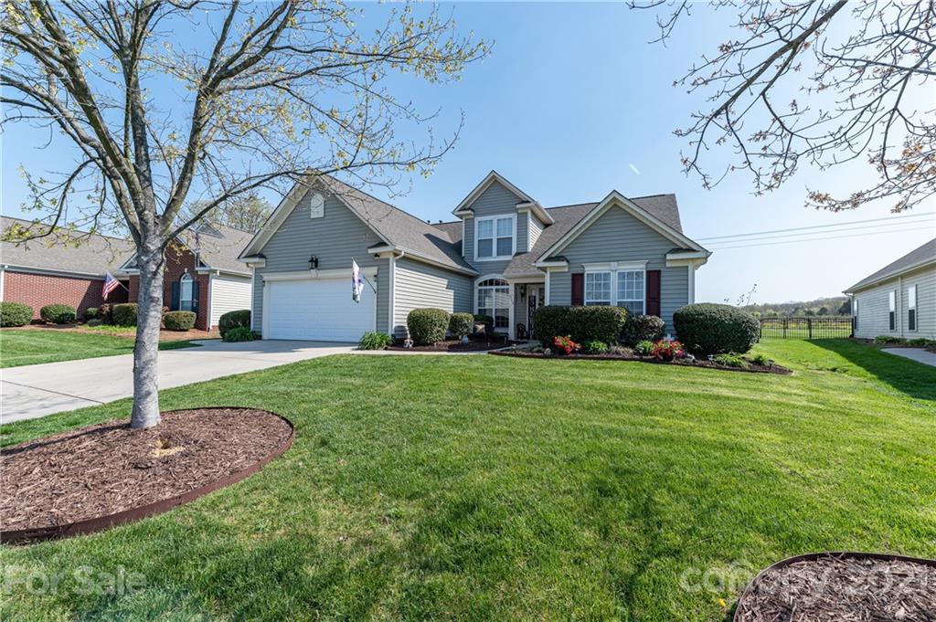 Property image 2 of 215 Pine Lake Drive in Villas Of Sun Valley, Monroe, NC 28110