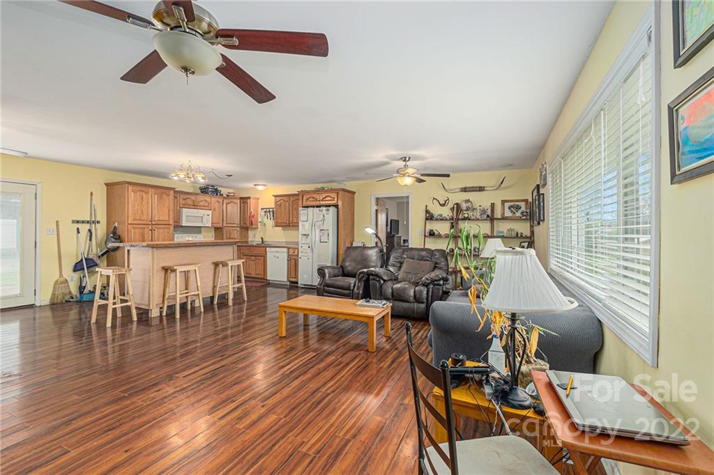 Property image 5 of 106 Keltic Meadows Drive in Keltic Meadows, Gastonia, NC 28056