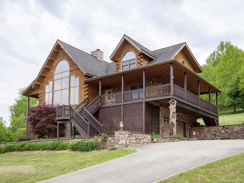 371 Parkview Drive