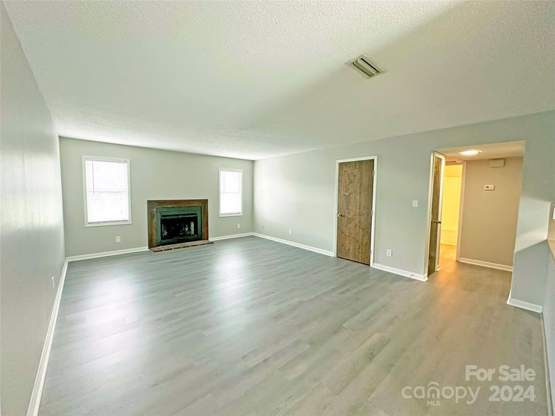 Property image 5 at 123 23rd Street, Hickory, NC 28601