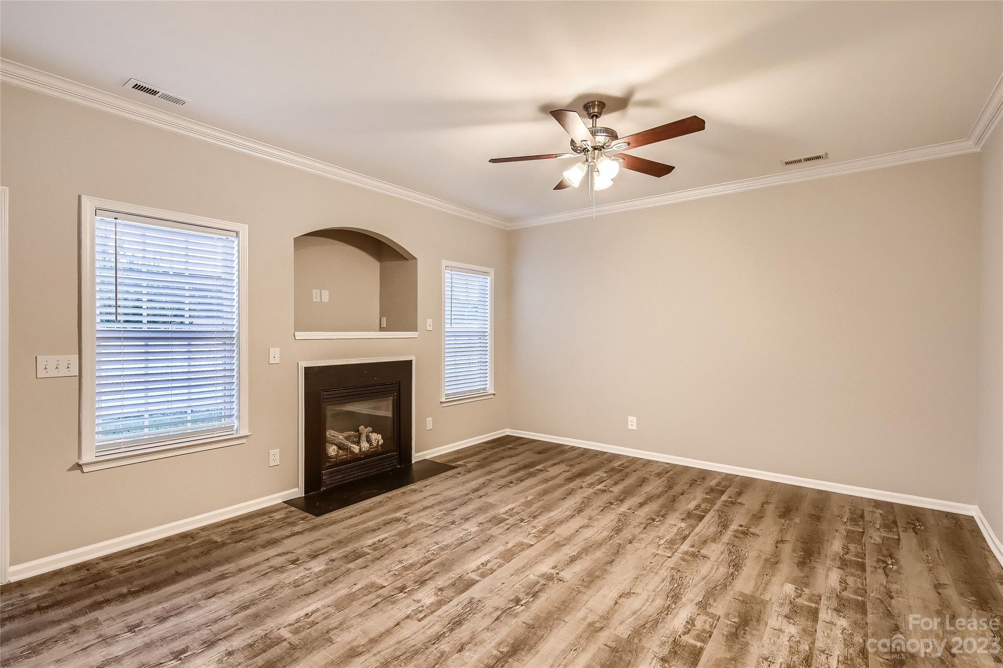 Property image 4 of 745 Inwood Hill Drive in The Village At Parkside, Gastonia, NC 28056