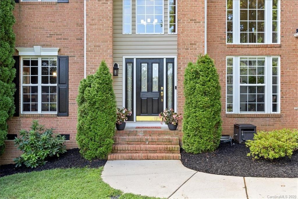 Property image 4 of 114 Jousters Court in Morrison Cove, Mooresville, NC 28117