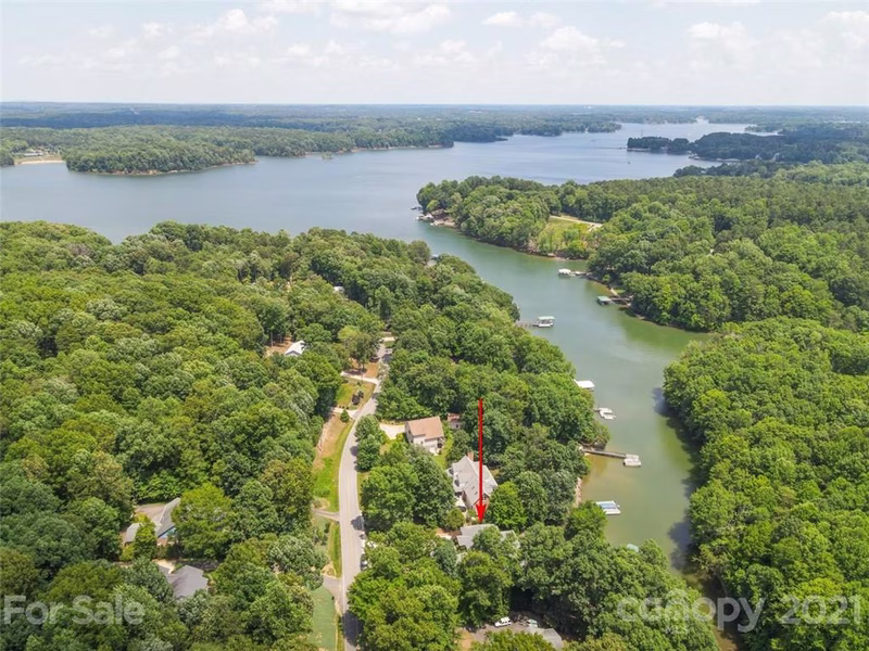 Property image 4 at 8715 Dog Leg Road, Sherrills Ford, NC 28673