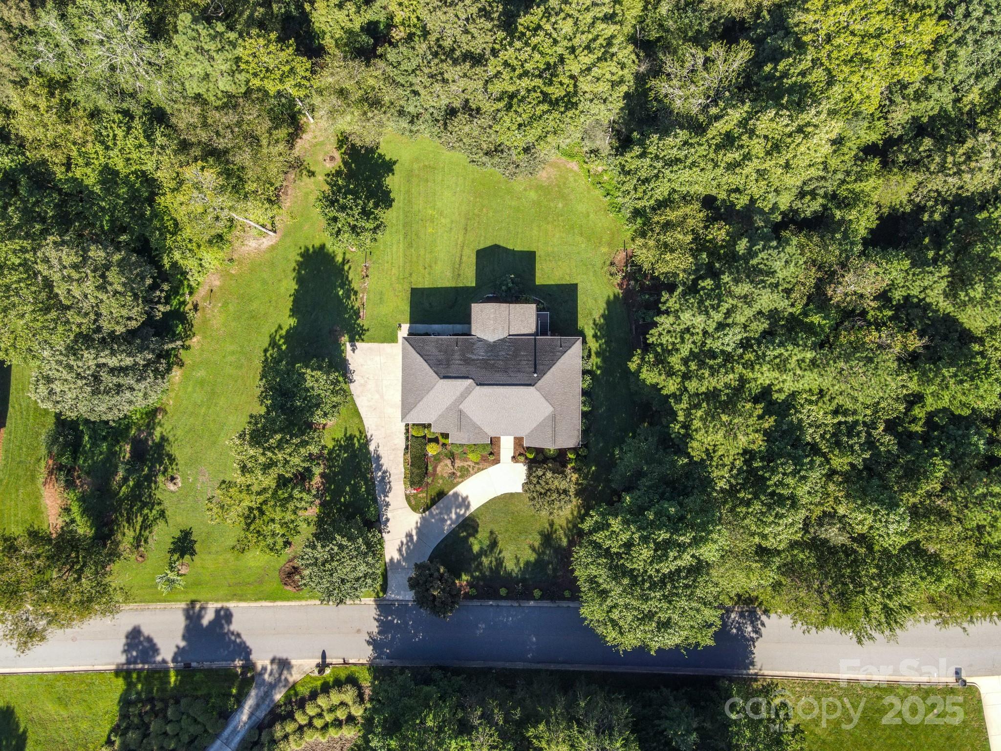 Property image 4 of 5025 Woodwinds Drive in Catawba Springs, Hickory, NC 28601
